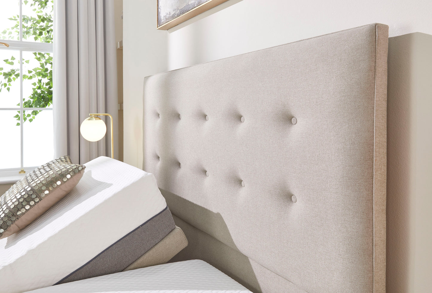 Emerald Motion Adjustable Bed With An Emporia Pocket Sprung Soft, Medium Or Firm Feel Mattress VAT FREE