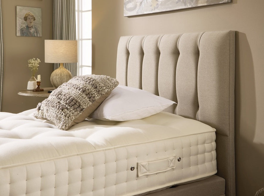 Coral Motion Divan Adjustable Bed With A Natural 2500 Pocket Sprung Medium Feel Mattress VAT FREE