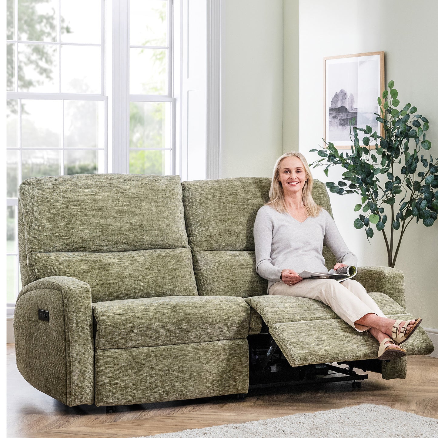 Celebrity Southwell Three Seater Manual Reclining Fabric Sofa With Mammoth Foam