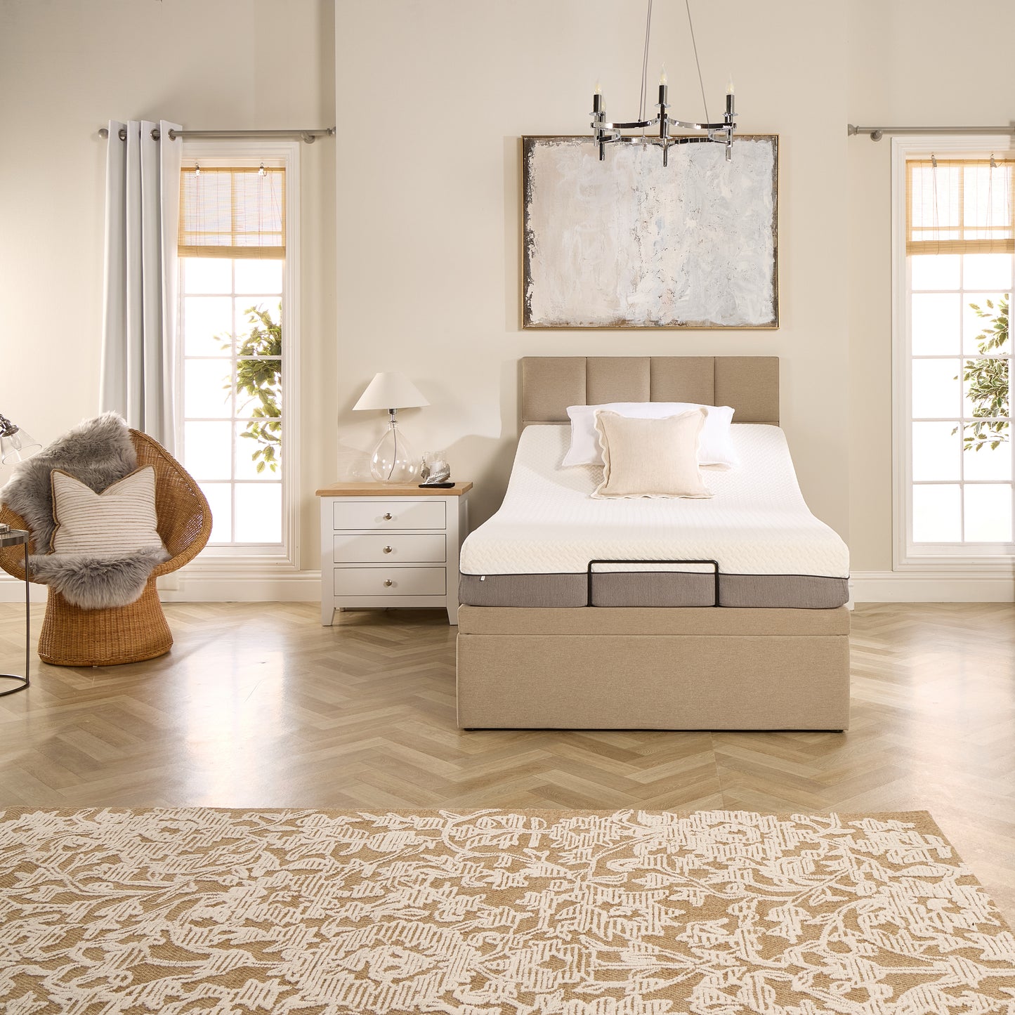 Opal Motion Divan Adjustable Bed With A Natural 2500 Pocket Sprung Medium Feel Mattress VAT FREE