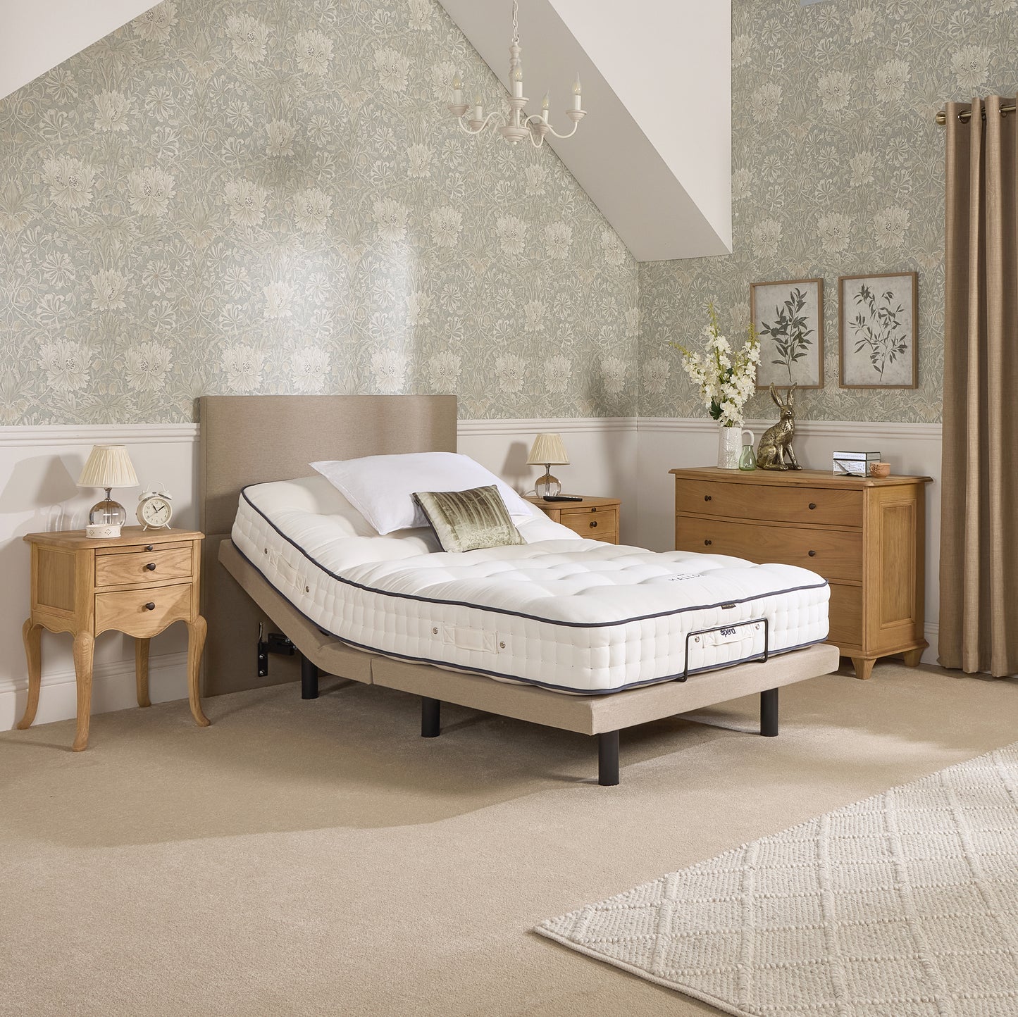 Jade Motion Adjustable Bed With An Emporia Pocket Sprung Soft, Medium Or Firm Feel Mattress VAT FREE