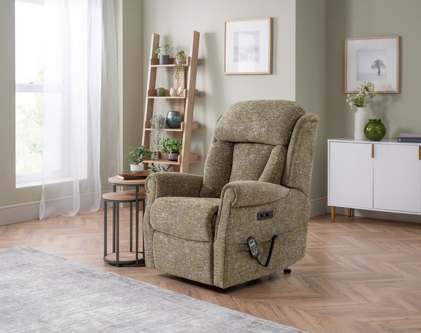 Celebrity Ashfield Fixed Fabric Armchair With Mammoth Foam