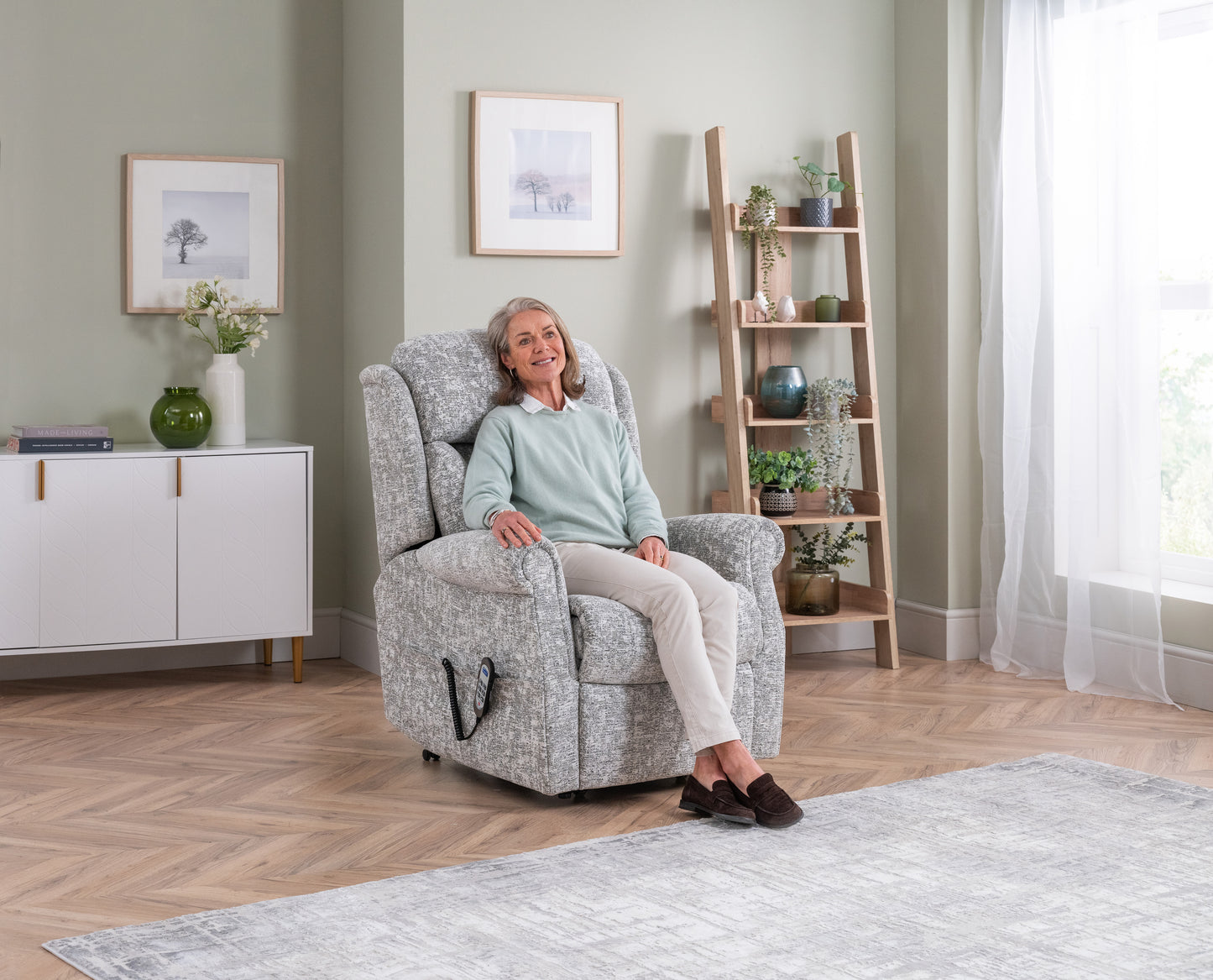 Celebrity Ashfield Fixed Fabric Armchair With Mammoth Foam