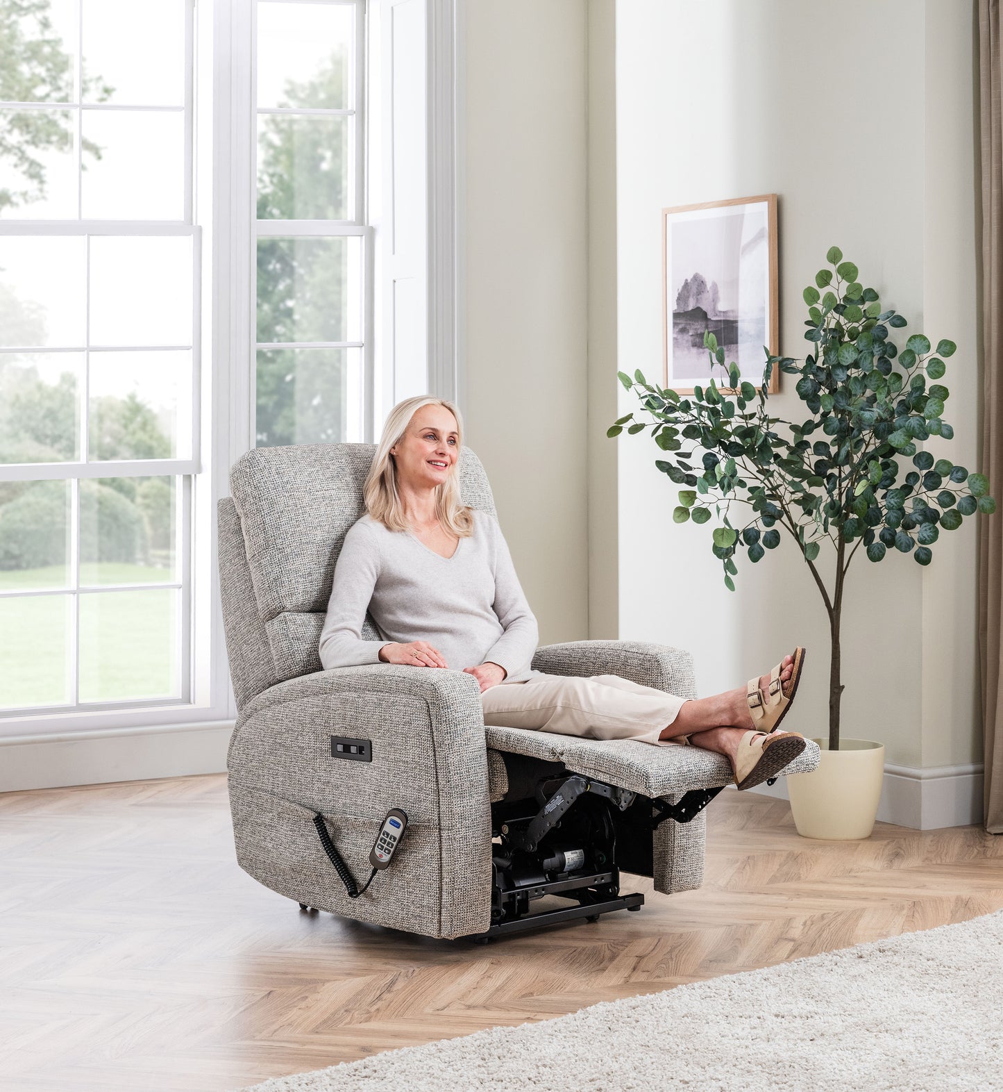 Celebrity Southwell Cloud Zero Triple Motor Rise And Recliner Fabric Armchair With Mammoth Foam & Lumbar & Headrest Adjustment Option VAT FREE