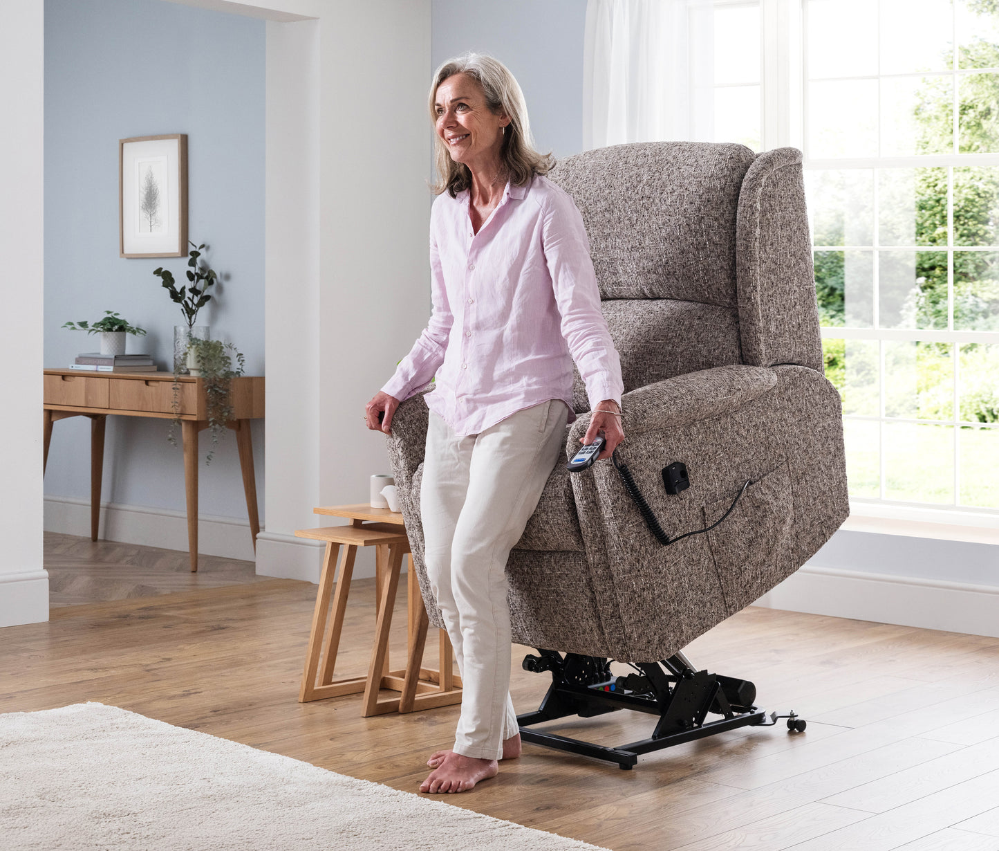 Celebrity Farndon Cloud Zero Triple Motor Rise And Recliner Fabric Armchair With Mammoth Foam & Lumbar & Headrest Adjustment Option VAT FREE